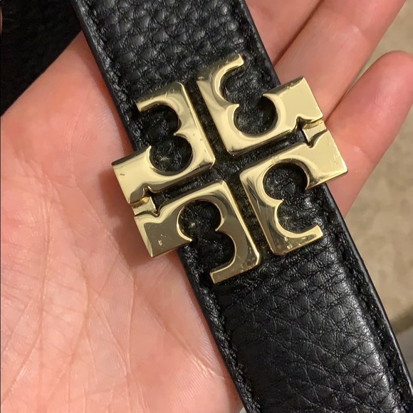 Tory Burch “Plaque” Shoulder Handbag - Picture 4 of 6